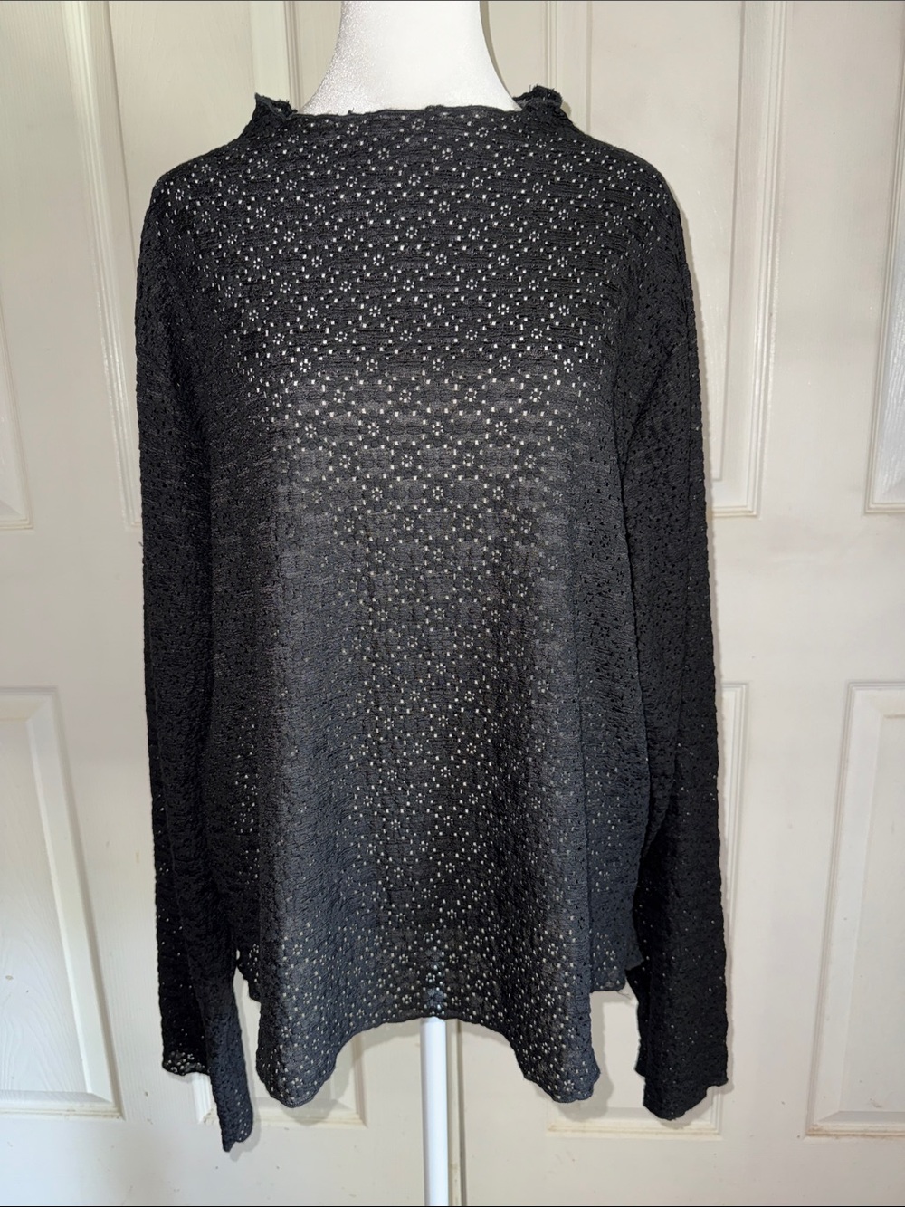 NWT Arula Black Floral Lace High Neck Long Sleeve Top